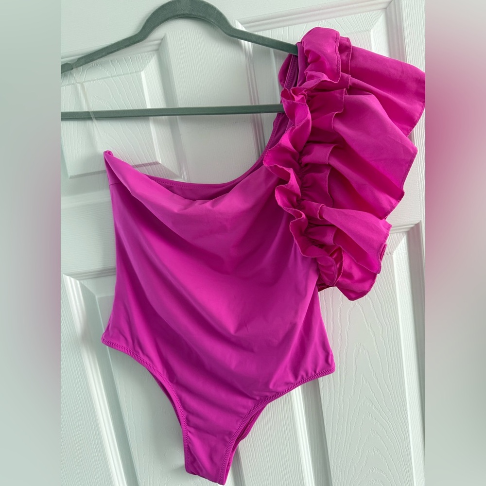 Zara One-Shoulder Ruffle One-Piece Swimsuit in Hot Pink